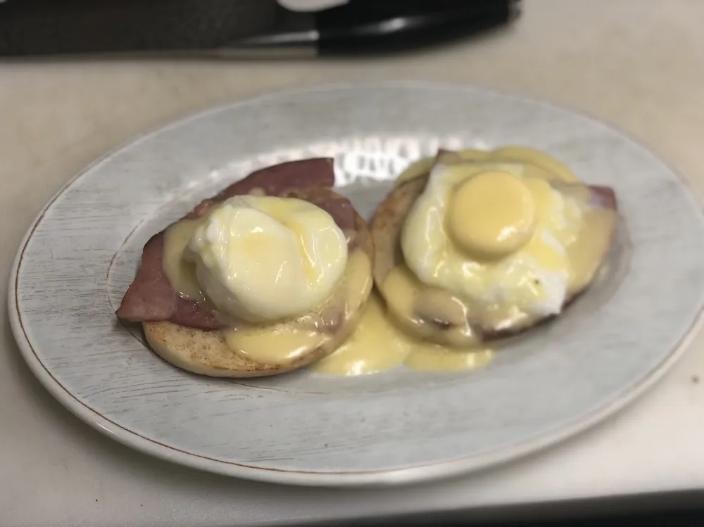 Eggs Benedict
